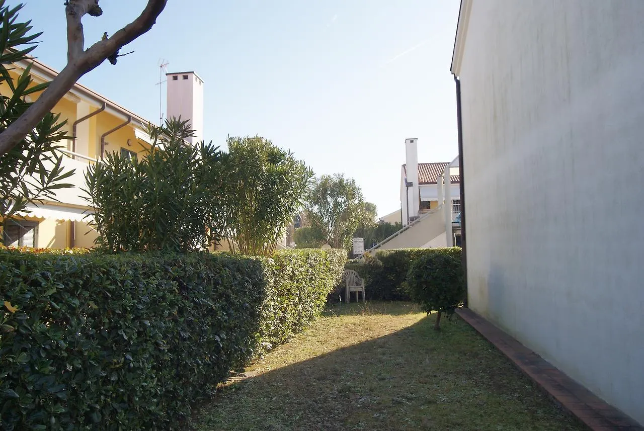 Apartment Appartamenti In Residence Portosole E Residence Tamerici Con Piscina-Cavallino Treporti Italy