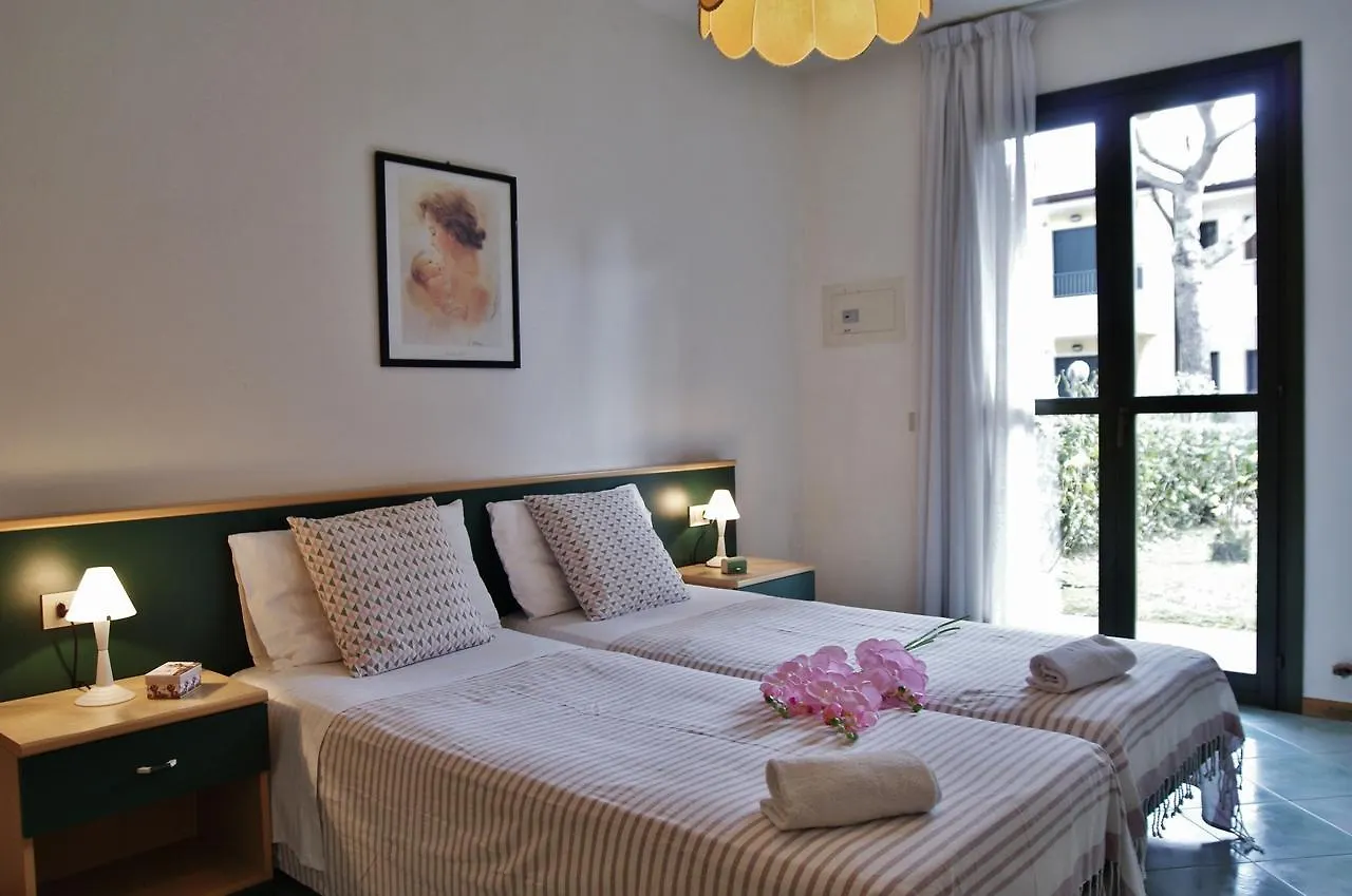 Apartment Appartamenti In Residence Portosole E Residence Tamerici Con Piscina-Cavallino Treporti Italy