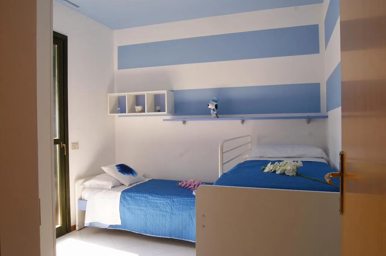 Appartamenti In Residence Portosole E Residence Tamerici Con Piscina-Cavallino Treporti Italy