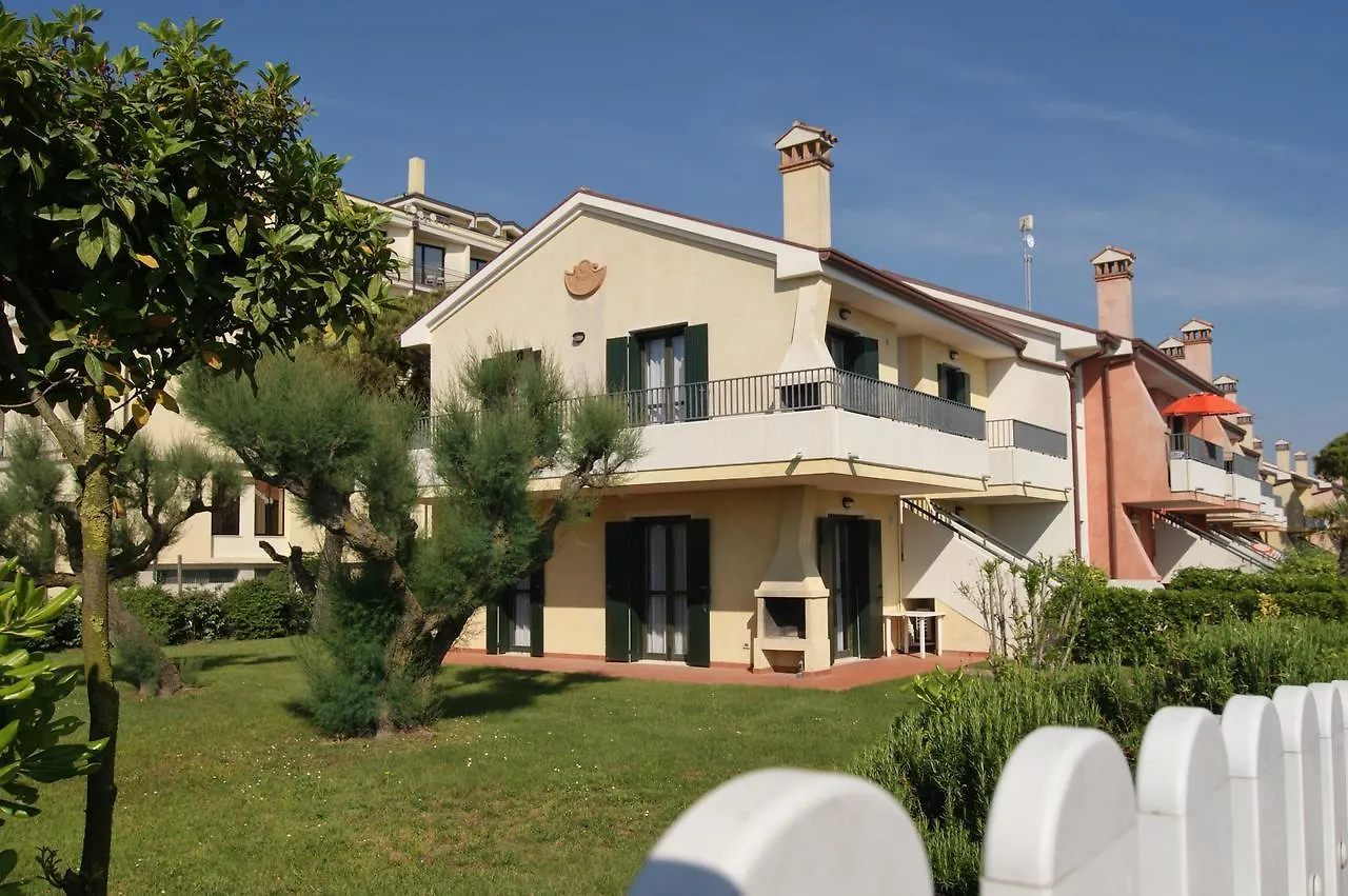Apartment Appartamenti In Residence Portosole E Residence Tamerici Con Piscina-Cavallino Treporti