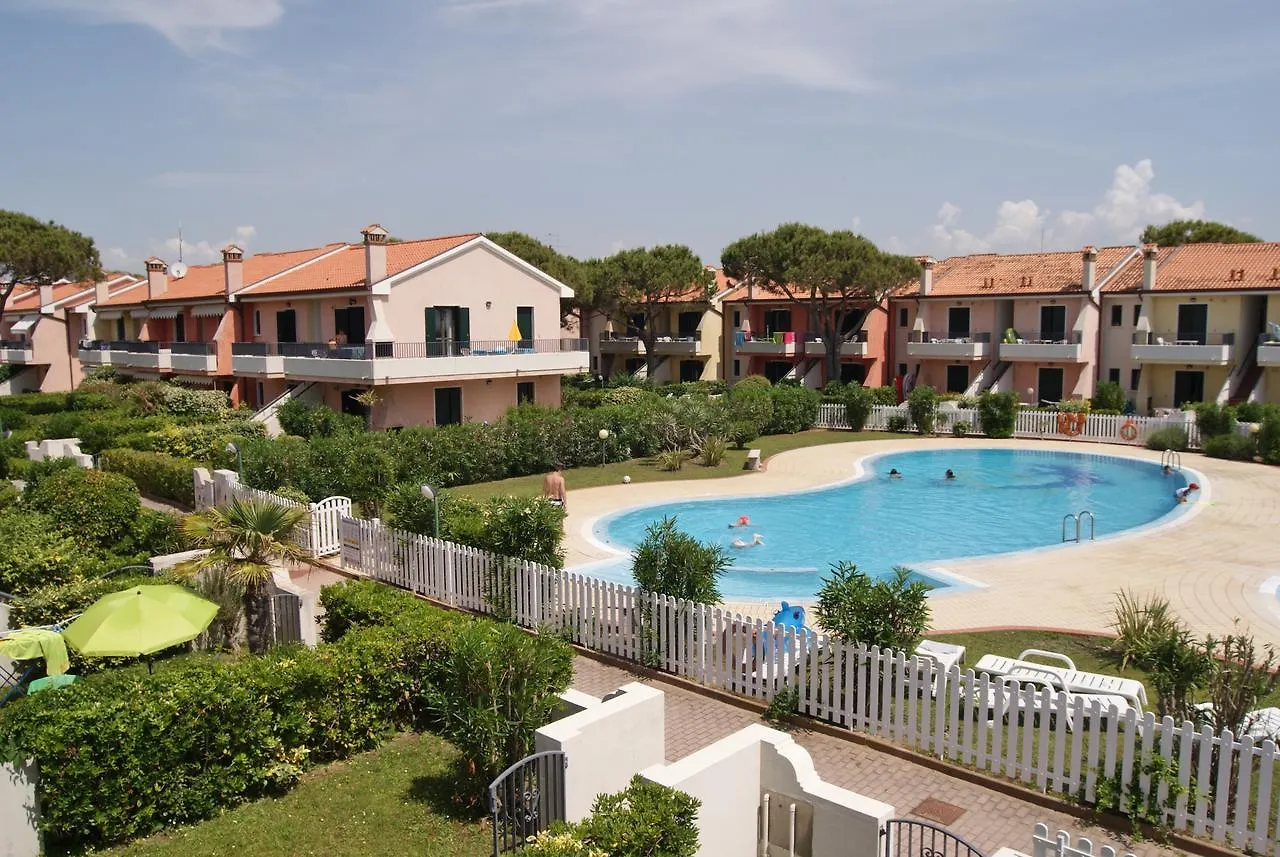 Apartment Appartamenti In Residence Portosole E Residence Tamerici Con Piscina-Cavallino Treporti Italy