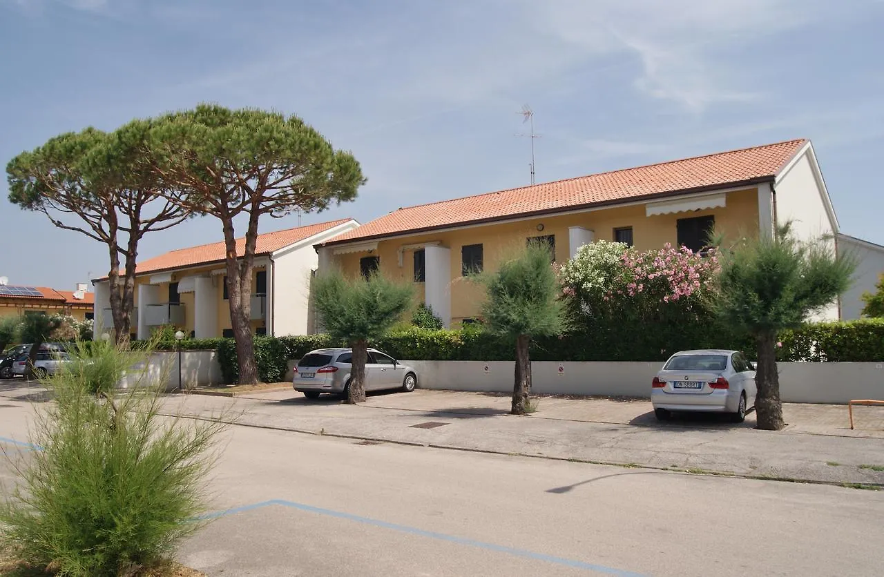Appartamenti In Residence Portosole E Residence Tamerici Con Piscina-Cavallino Treporti