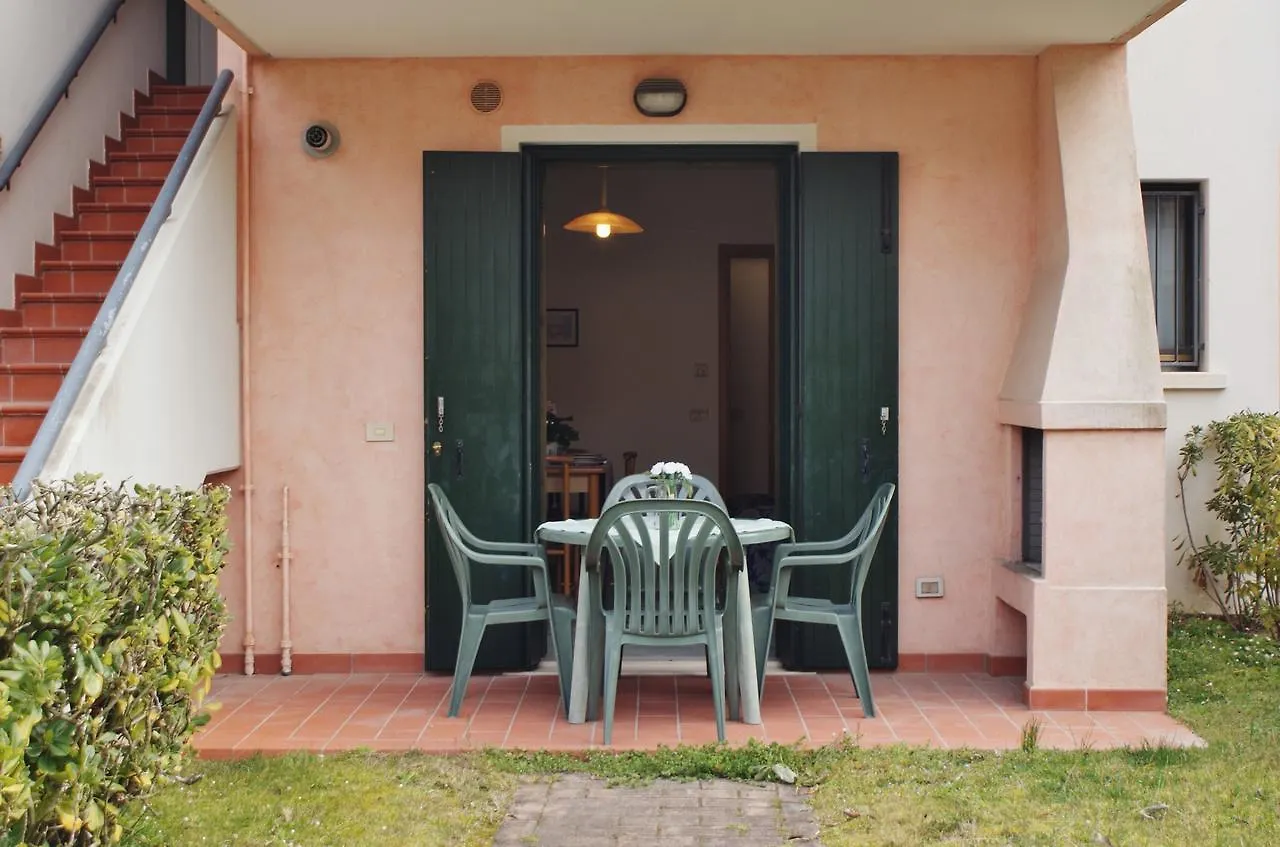 Appartamenti In Residence Portosole E Residence Tamerici Con Piscina-Cavallino Treporti Italy